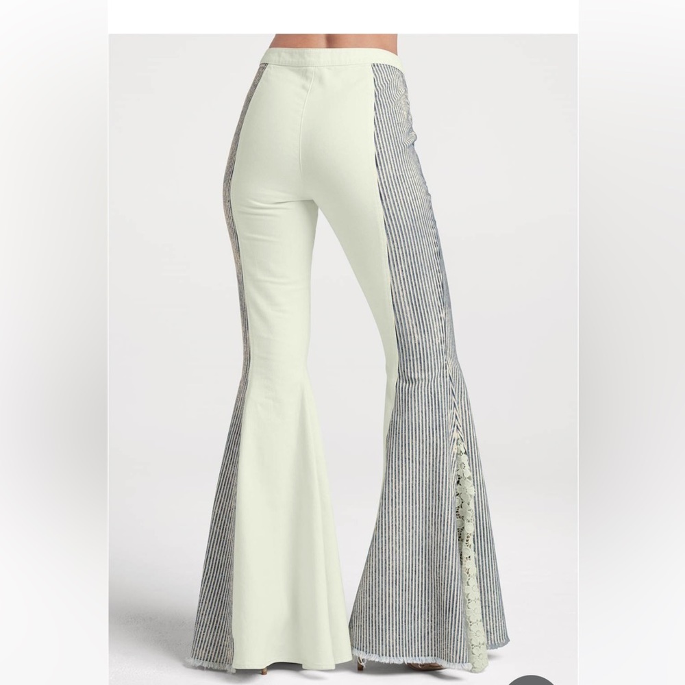 New Vintage style Flare Jeans - Picture 3 of 6